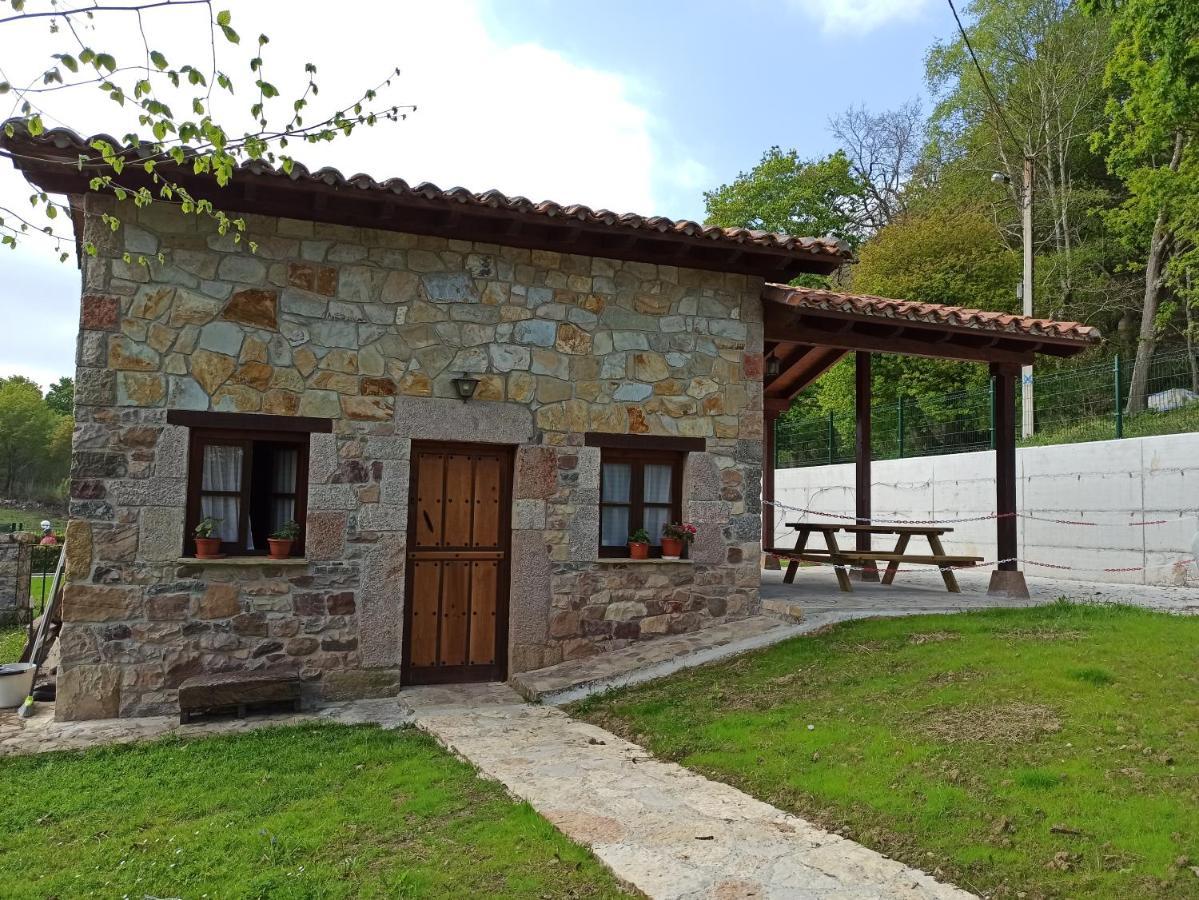 Casa Rural La Cabana Onís エクステリア 写真